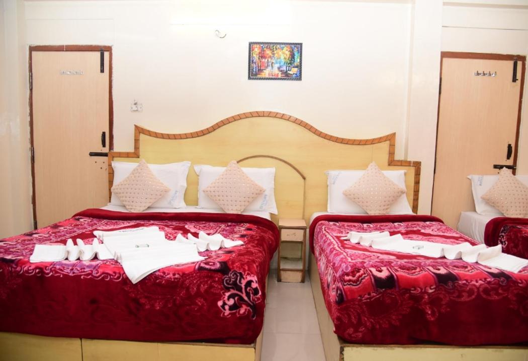 N K F Residency Villa Mysore Eksteriør bilde