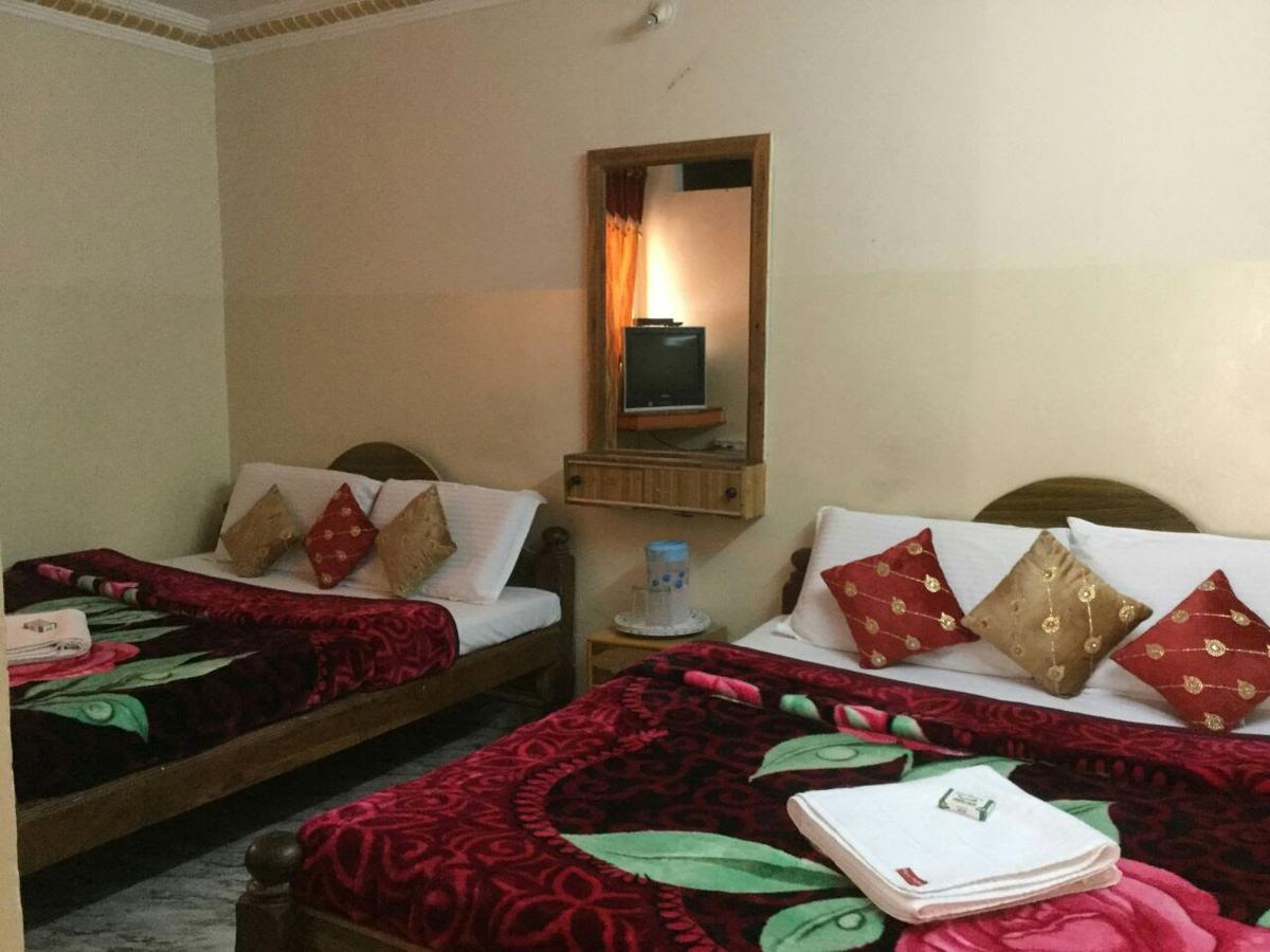 N K F Residency Villa Mysore Eksteriør bilde
